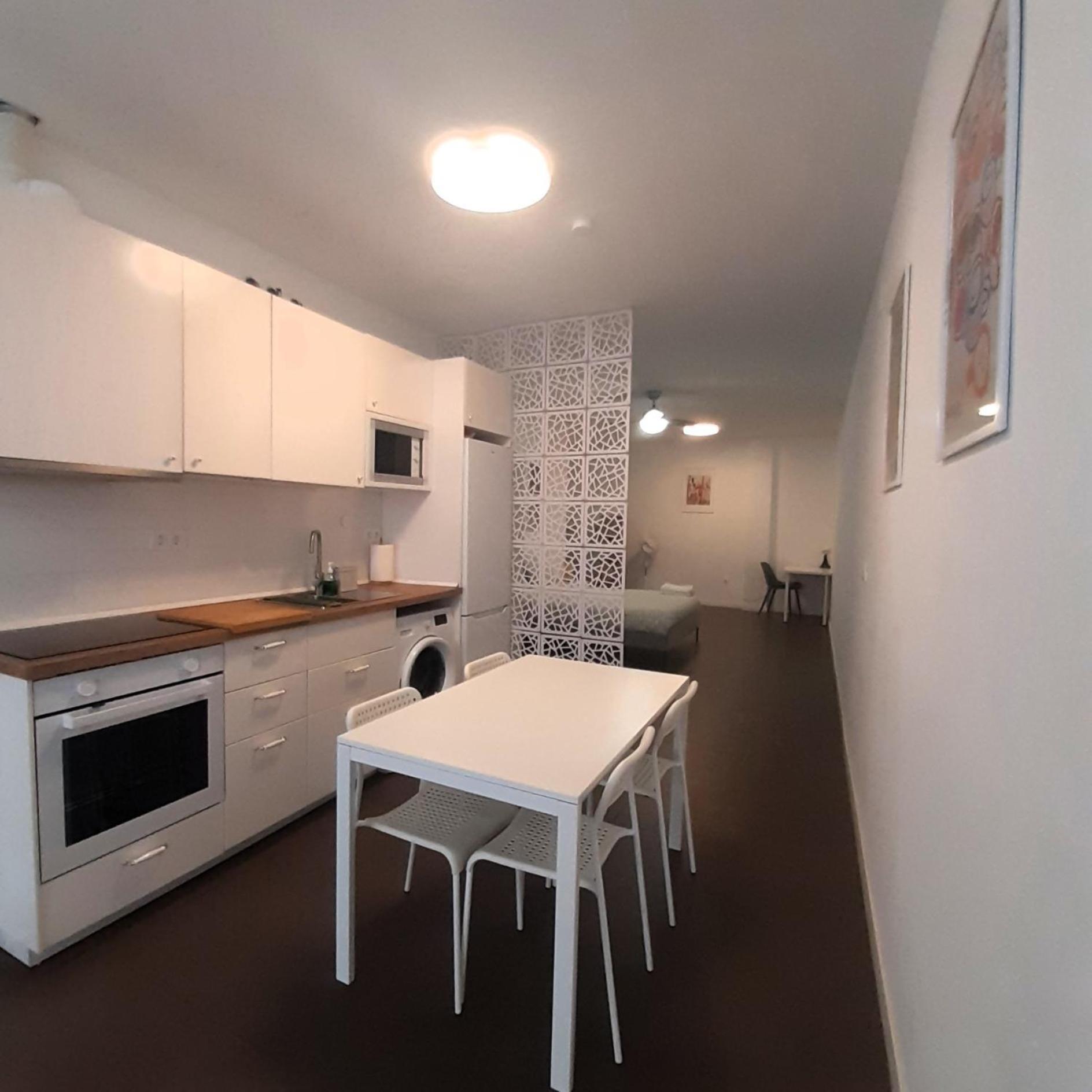 La Caramba Amplio Apartamento En La Playa Малага Екстер'єр фото